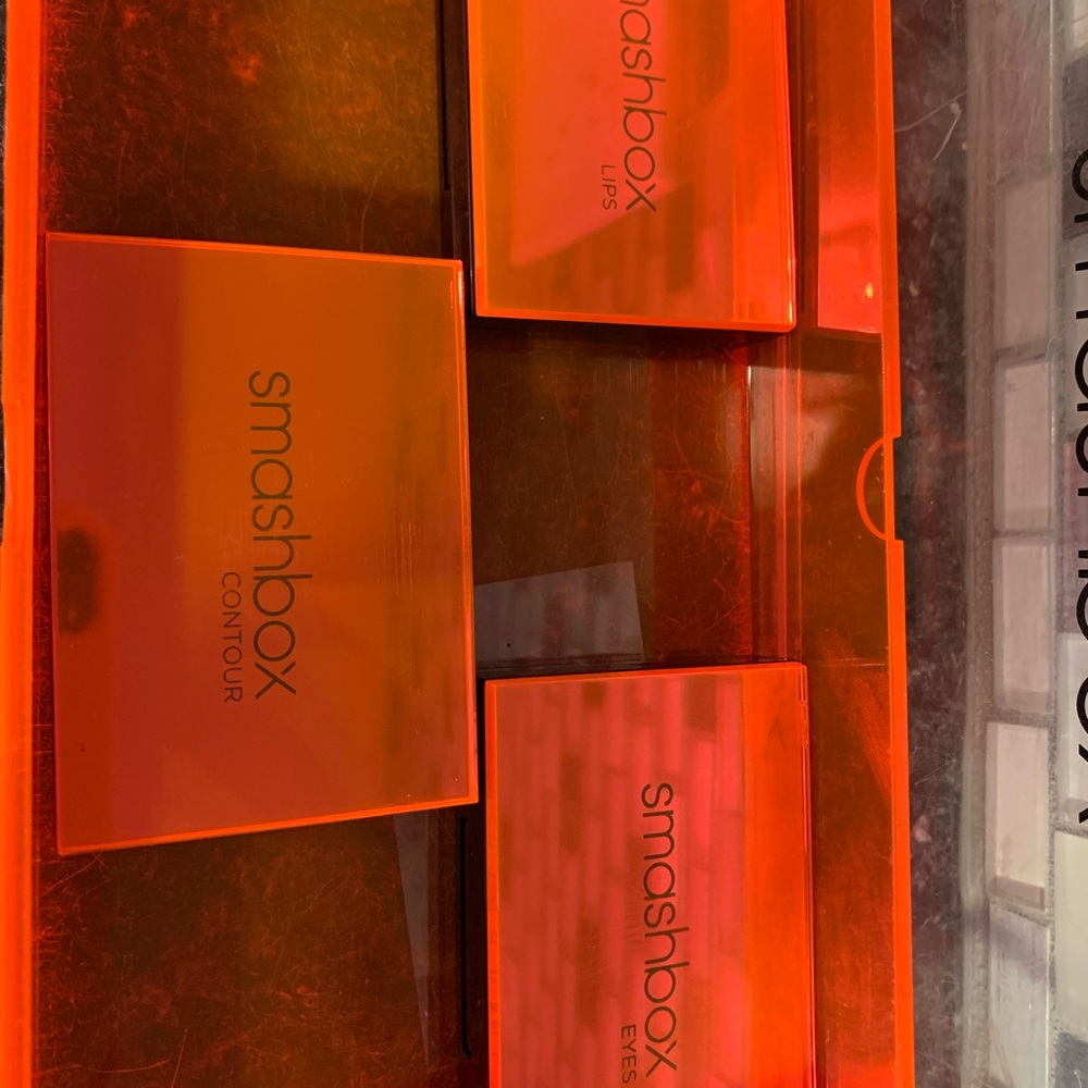 Smashbox Gift Set - Picture 2 of 2